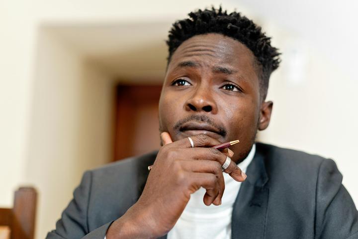 Stop Translating in Your Head: 10 Proven Ways to Think Directly in English and Speak Fluently