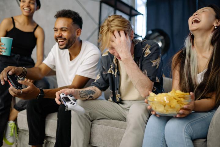 How to Motivate English Students to Study Consistently: 7 Gamification Ideas That Actually Work